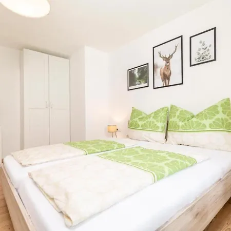 Apartament Perfect In Zillertal With Terrace Uderns